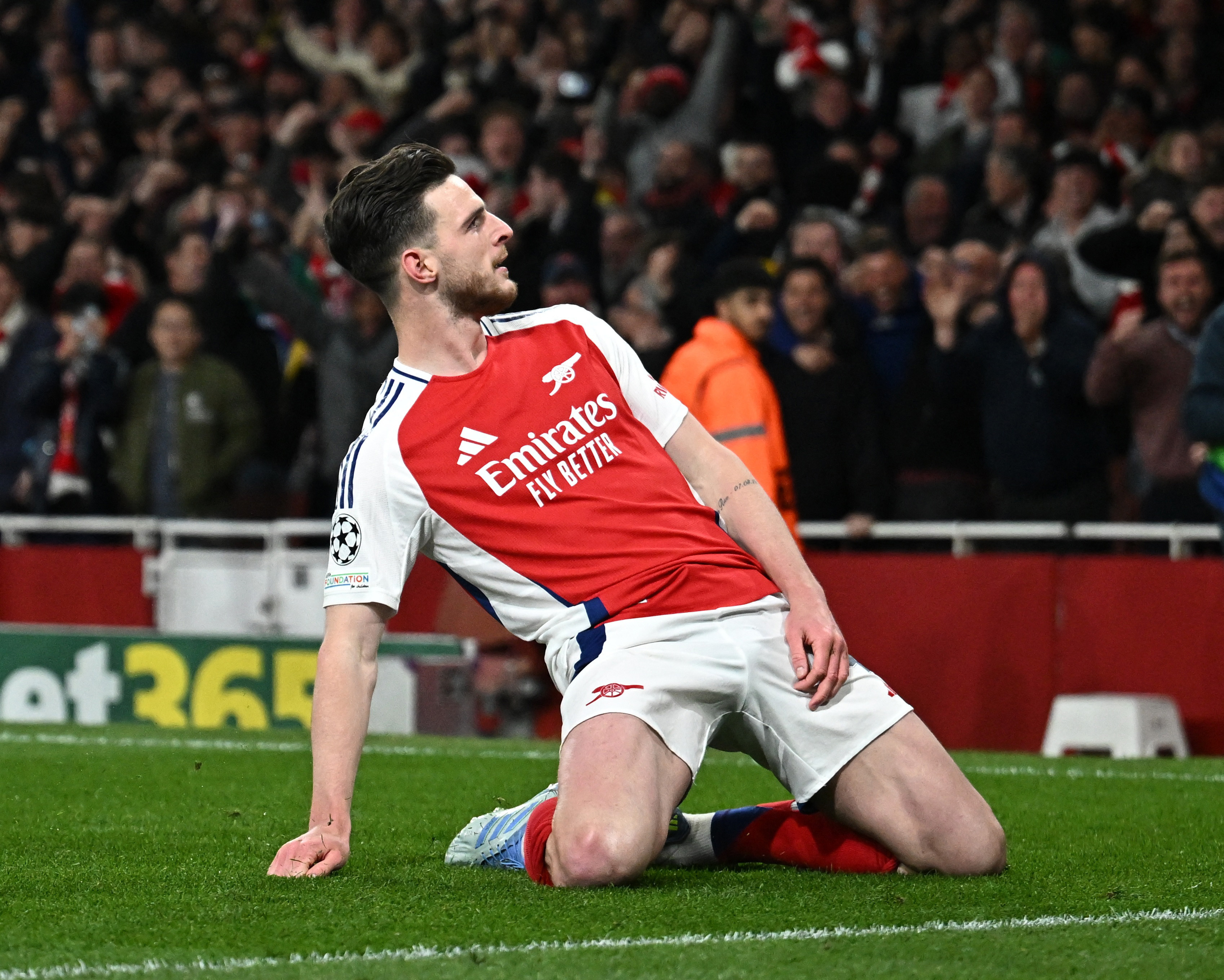 欧博abg-晋级下一阶段引发热议！，C罗在阿森纳比赛中战术调整热度持续攀升的简单介绍