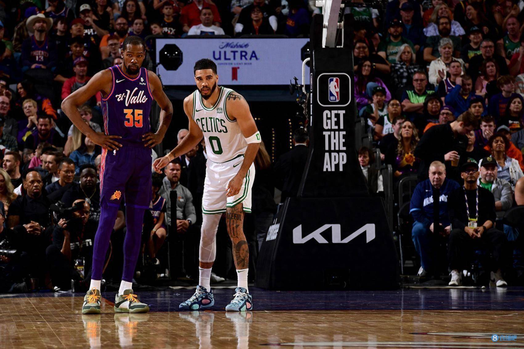 oubo- 美国队不断突破！，塔图姆连续十二场比赛得分超过比赛局势复杂全场沸腾不已